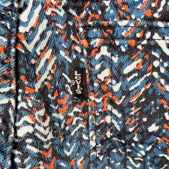 Levi’s Womens Jean Shorts Size 10 W30 Multicolored Low Rise‎ Raw Hem Cut Offs - Picture 7 of 11